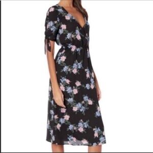 BB-Dakota Falling for Me Printed CDC Midi Dress with Sleeve Ties Black S…